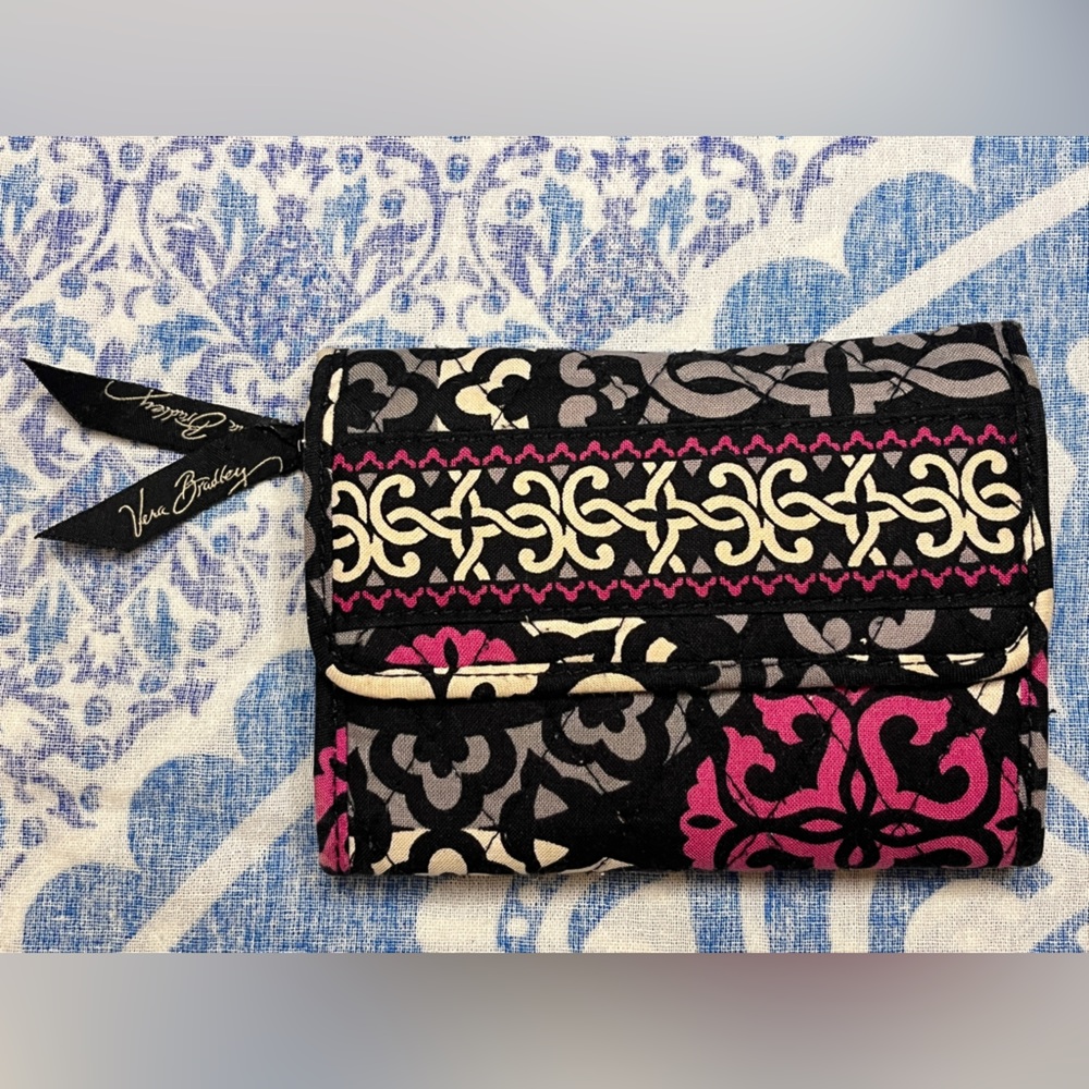 Vera Bradley tri-fold wallet